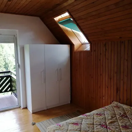 Vikendica * Pale