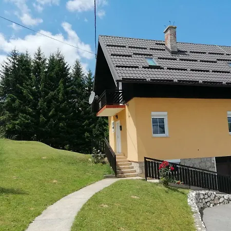 Сasa de vacaciones Vikendica